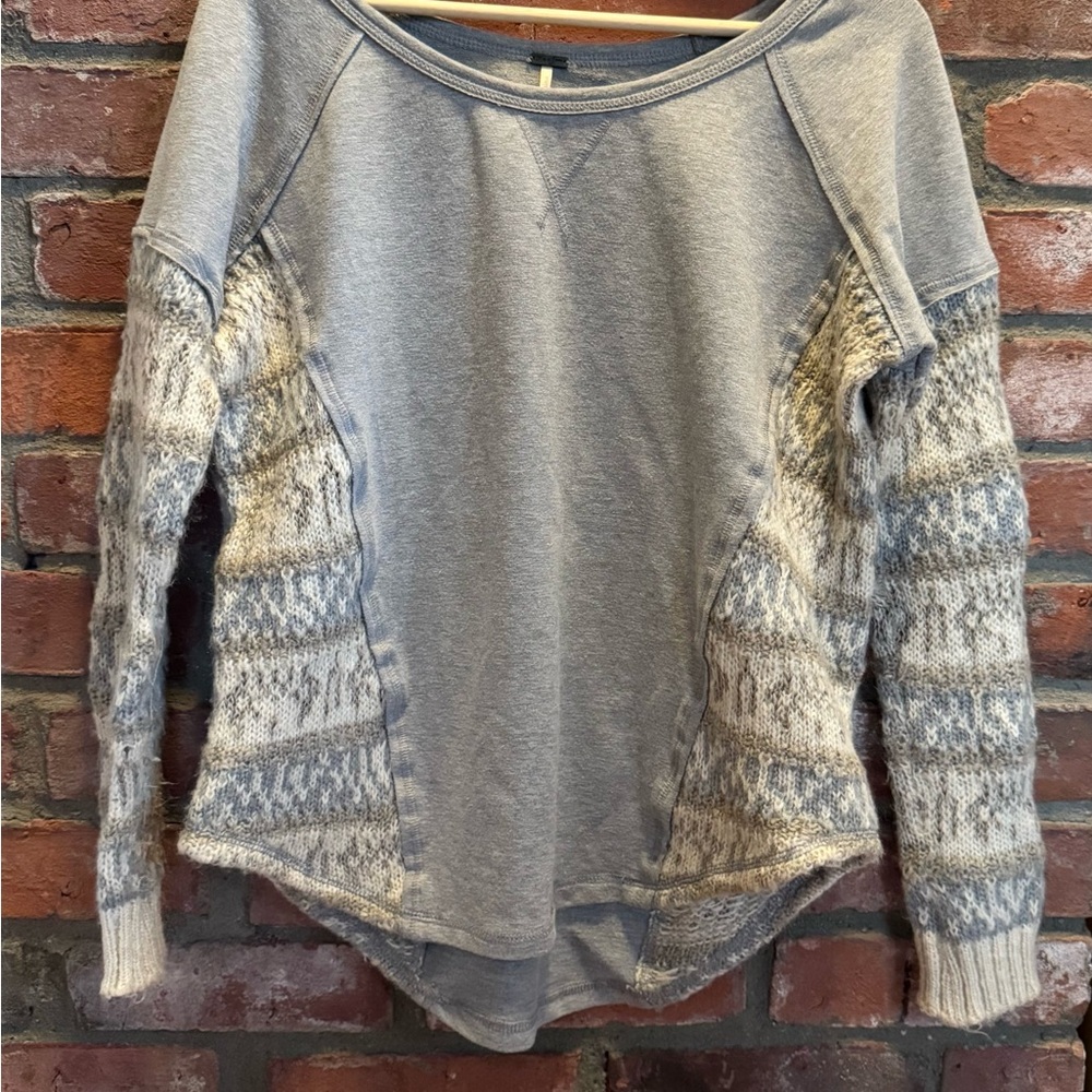 Poof! Heather Gray Casual Top